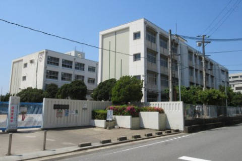 【吉田マンションの小学校】