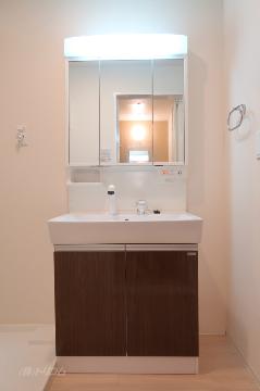 洗面設備　洗髪洗面化粧台