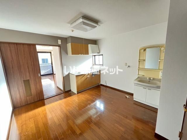 パルメディアS_内装_0