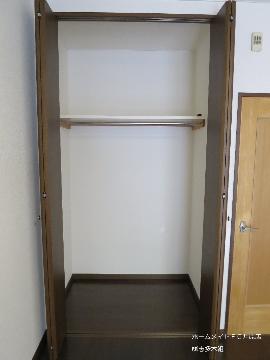 収納　クローゼット