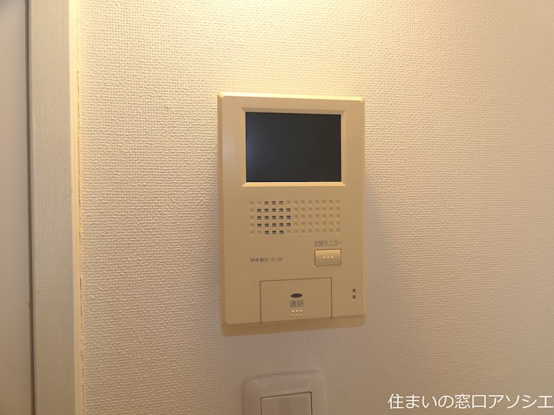 セキュリティ　※社員は同間取り別部屋の写真になります。