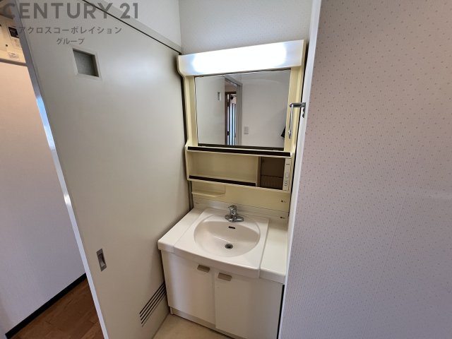 洗面設備　独立洗面化粧台です！