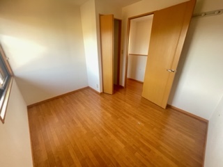 その他　この写真は別部屋の物になります。