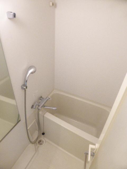 バス・シャワールーム　バス※別部屋参考写真