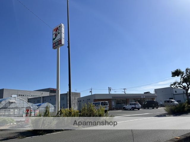 コンビニ　セブンイレブン（コンビニ）まで1284m