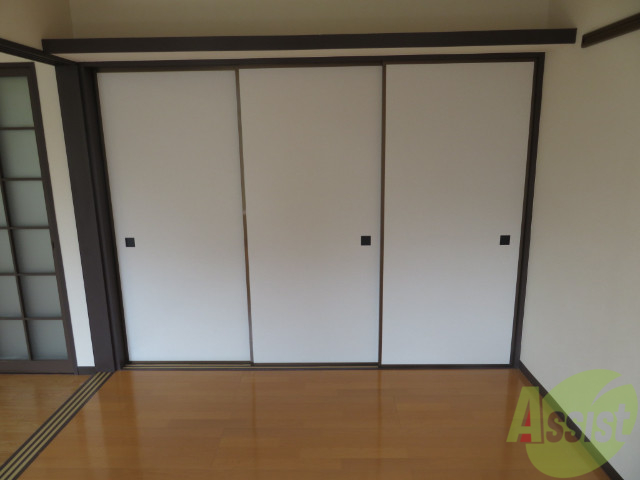 収納　収納はコチラになります。中はどうなっているんでしょう。