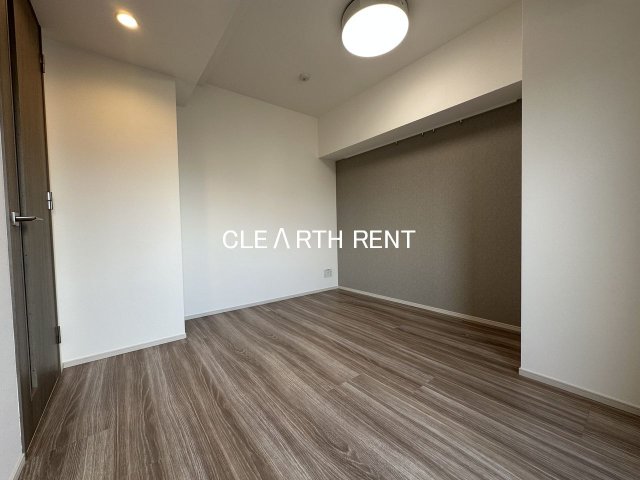 その他部屋・スペース　擦り傷や汚れに強く美しさが持続するフローリングを採用