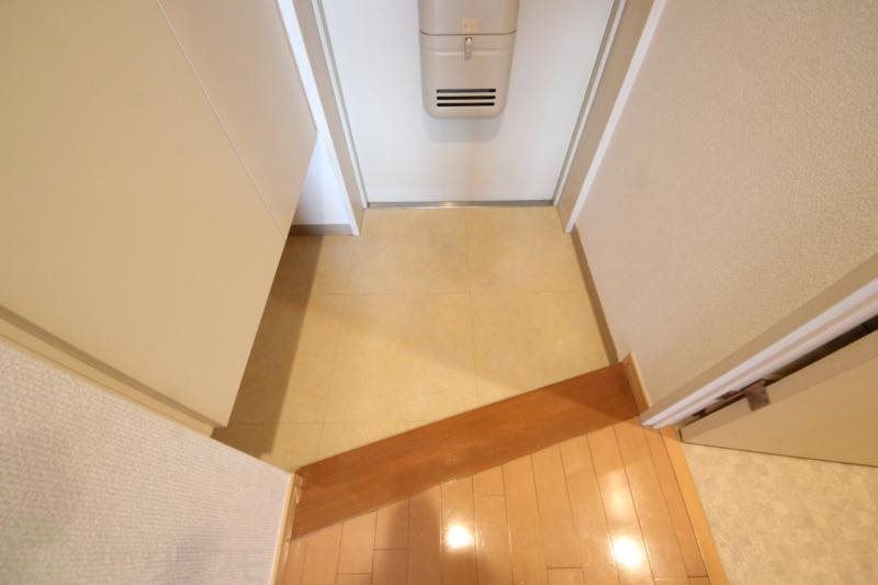 玄関　シンプルで使いやすい玄関です