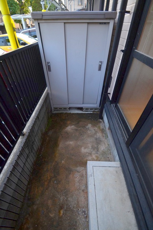 バルコニー　☆バルコニー部分の収納は重宝します☆