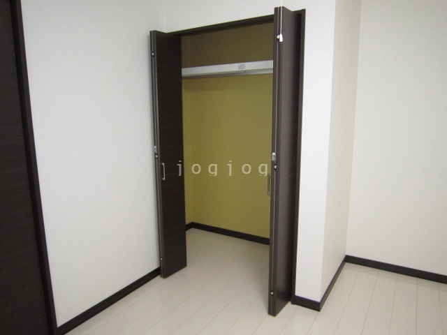 収納　部屋１　収納