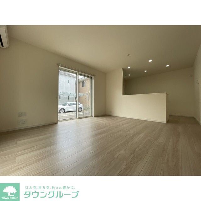 居室・リビング　タウンハウジング調布店まで♪