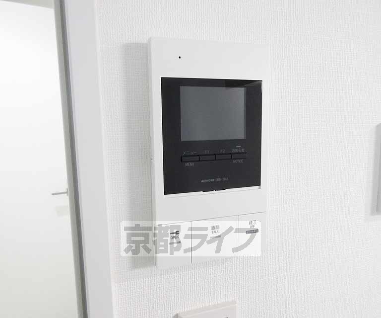 その他設備　画面付きインターホンです