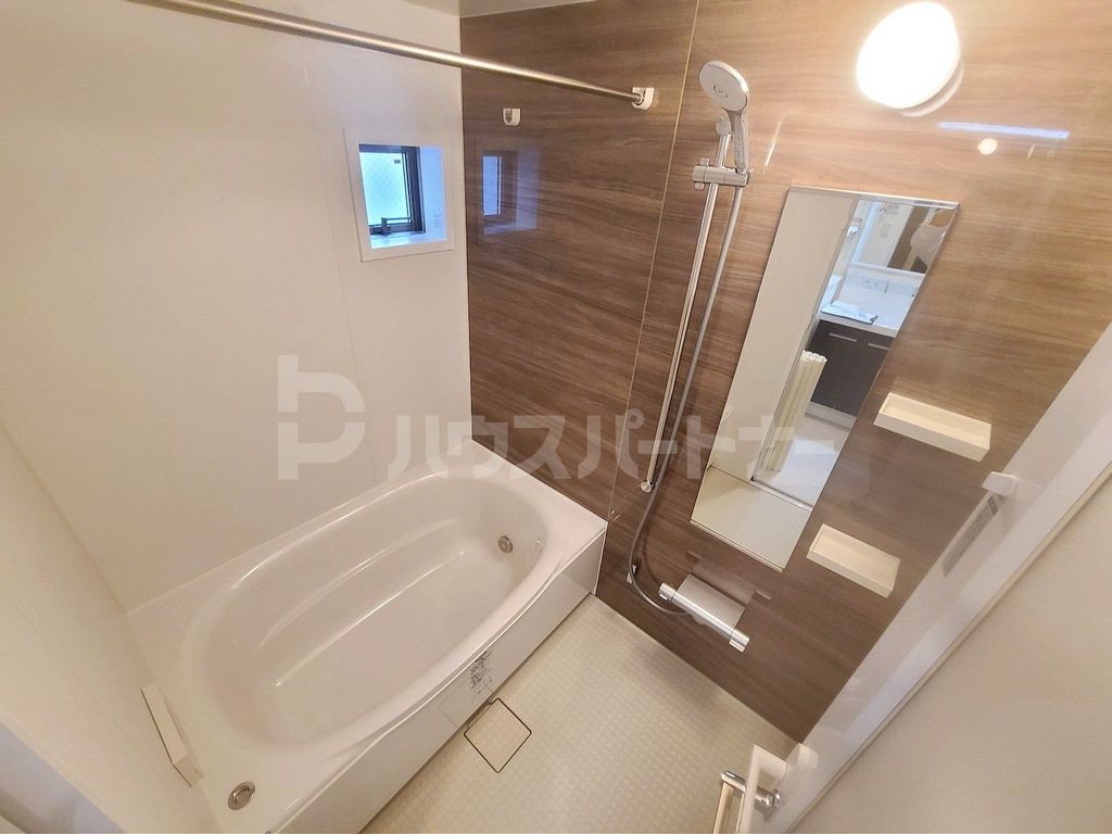 バス・シャワールーム　バス
