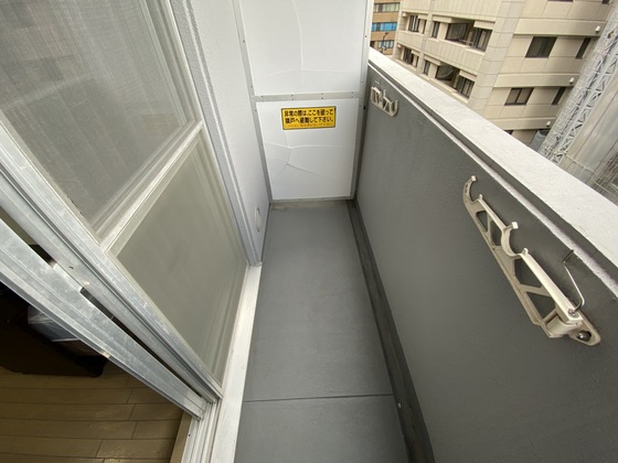 バルコニー　※別の部屋の写真です