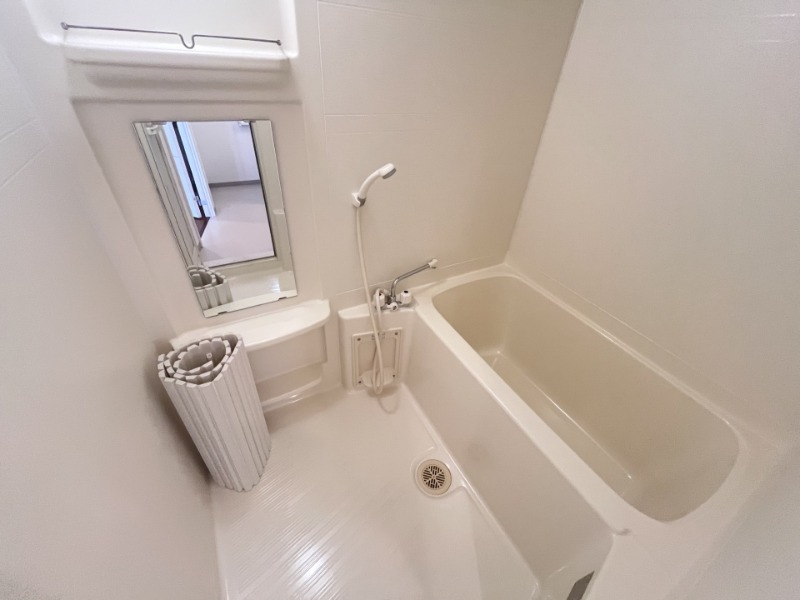 バス・シャワールーム　別号室イメージ