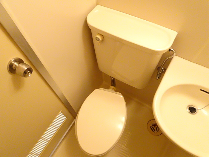 トイレ　落ち着いたトイレです