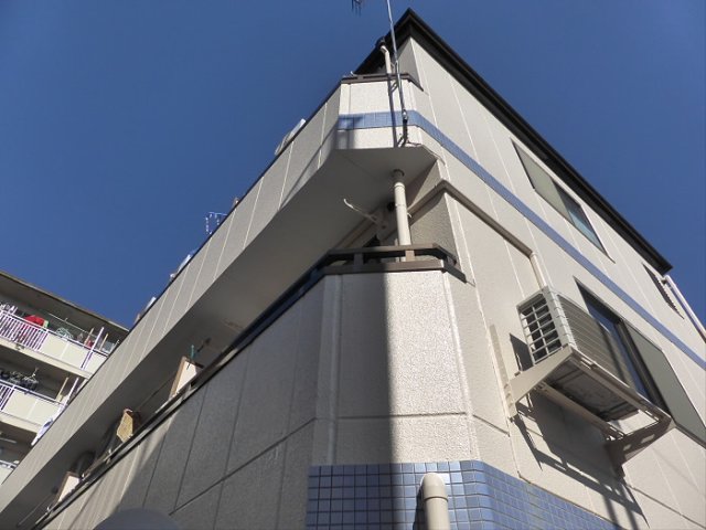 建物外観　外観は落ち着いています