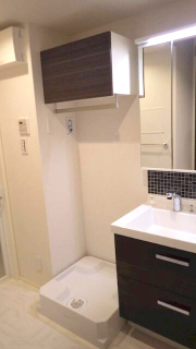 洗面設備　朝の身支度には欠かせない独立洗面化粧台