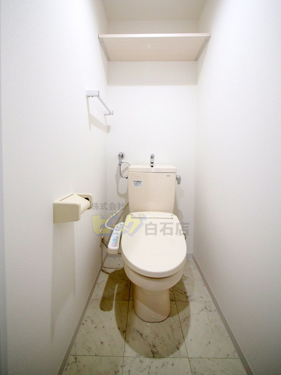 トイレ　ウォシュレット完備しています♪