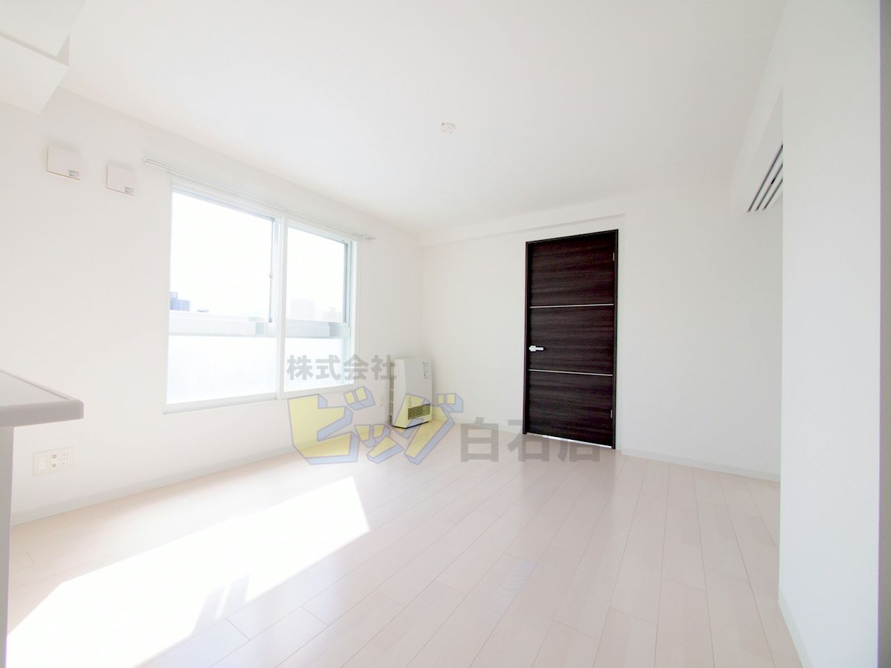 居室・リビング　お洒落なデザイナーズマンションです♪