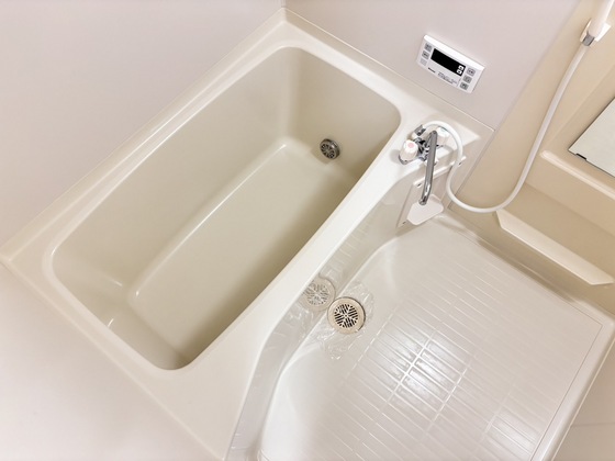 バス・シャワールーム　バス