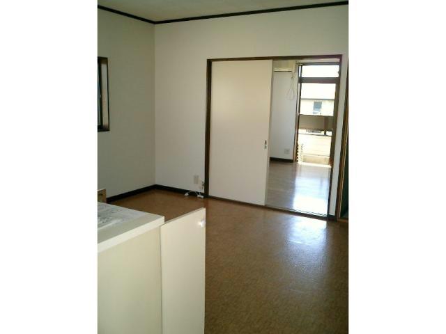 居室・リビング　※別部屋写真