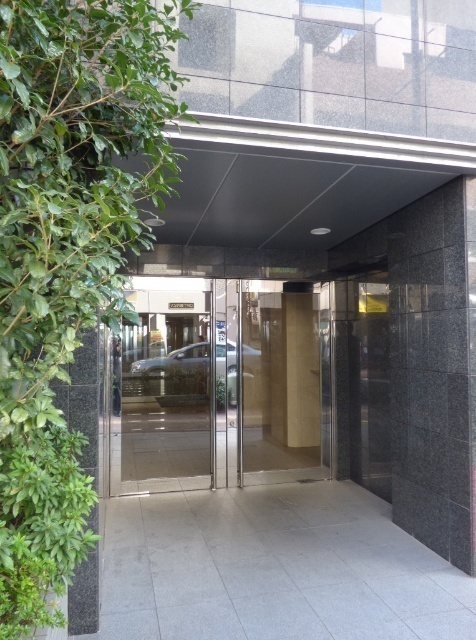 エントランス　エントランス