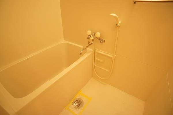 バス・シャワールーム　別号室イメージ