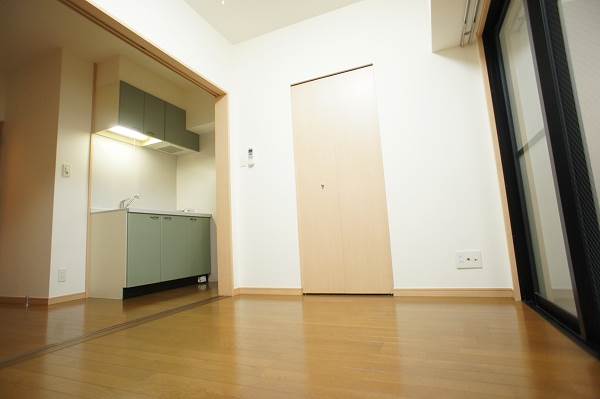 居室・リビング　別号室イメージ