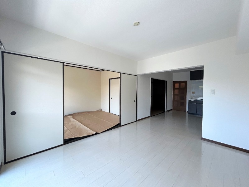 居室・リビング　別号室イメージ