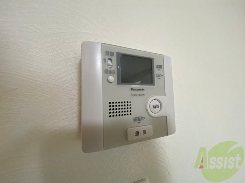 セキュリティ　インターホンは通話ができるので急な訪問があっても安心です。