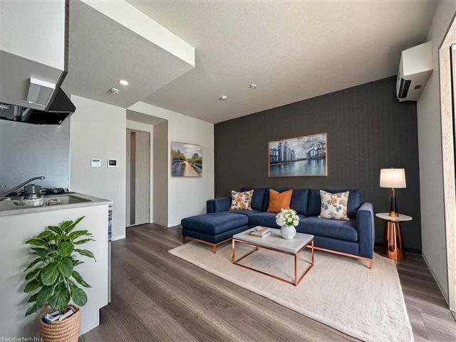 居室・リビング　家具はイメージとなります。