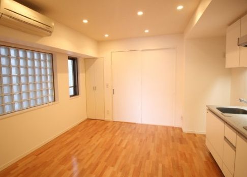 居室・リビング　☆明るい居室☆