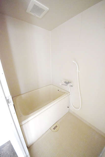 バス・シャワールーム　～さっぱりしましょう～別号室参考写真