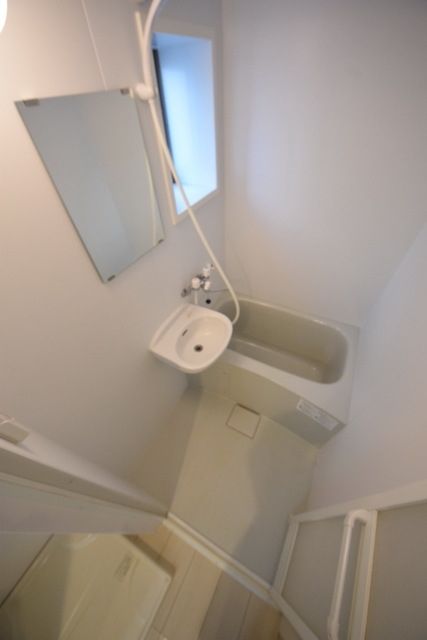 バス・シャワールーム　☆お問い合わせはお早めに☆