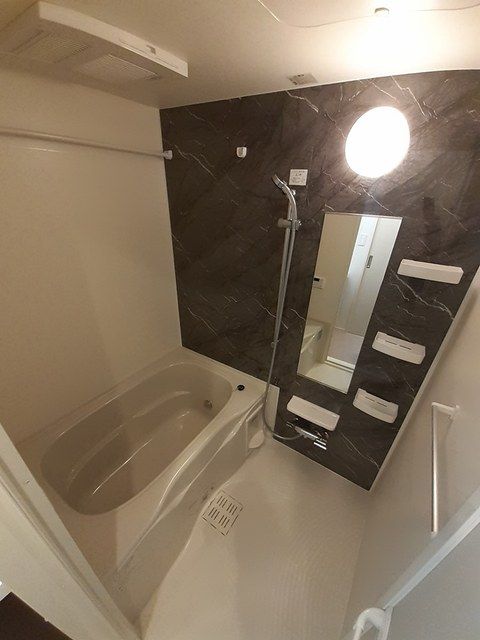 バス・シャワールーム　浴室
