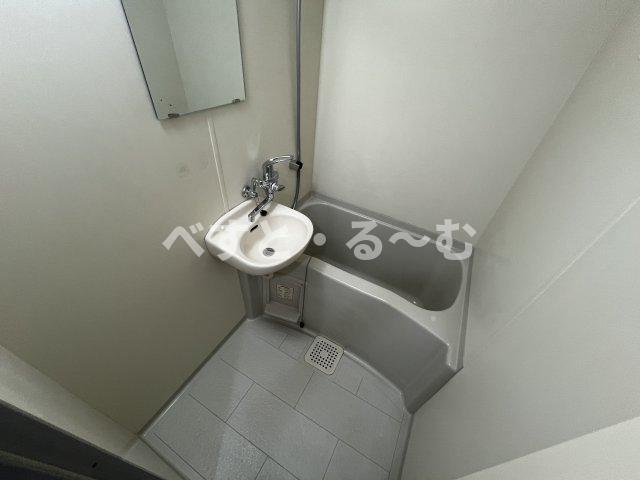 バス・シャワールーム　日々の疲れを癒すお風呂付です