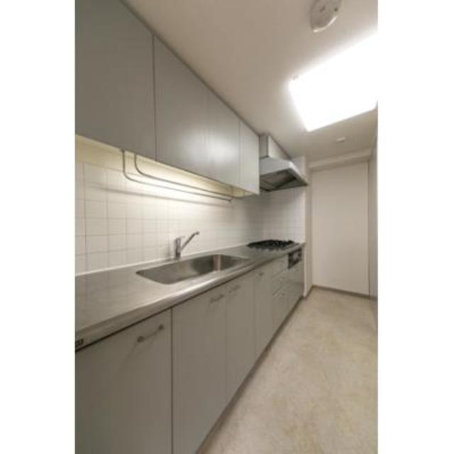 キッチン　※写真は同タイプ住戸です。