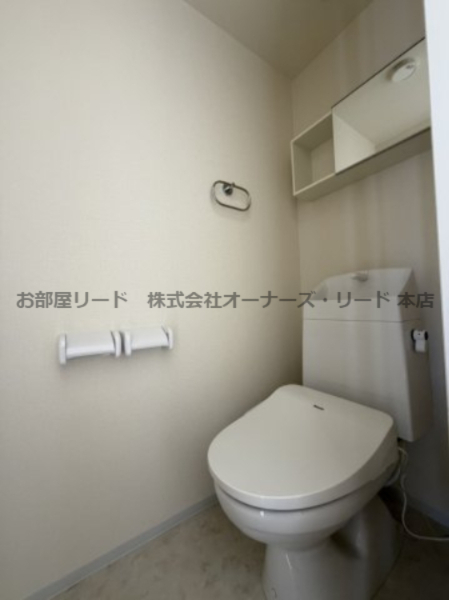 玄関　玄関ドア（イメージ）