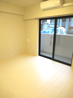 居室・リビング　きれいな洋室です