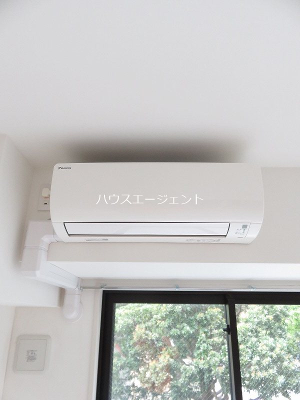 その他　エアコン完備です。※参考画像