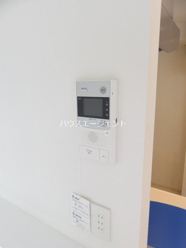 セキュリティ　モニター付インターホンです。※参考画像