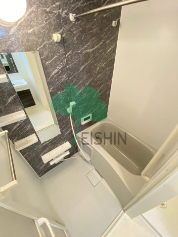 バス・シャワールーム　清潔感のある浴室です！