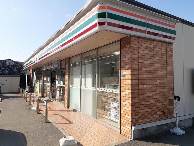 コンビニ　セブンイレブン泉大津菅原町店（コンビニ）まで220m