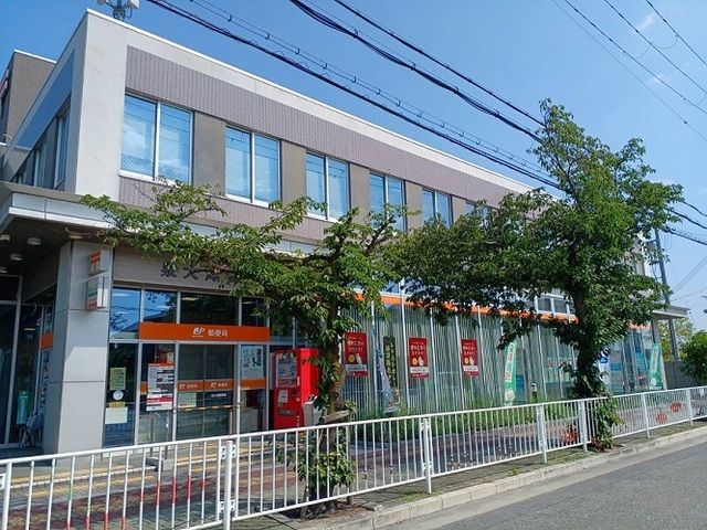 郵便局　泉大津郵便局（郵便局）まで300m