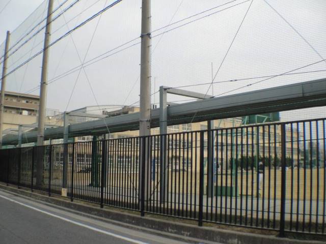 中学校　英田中学校（中学校）まで382m