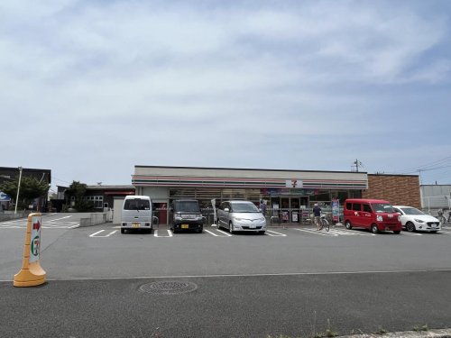 コンビニ　セブンイレブン 千葉さつきが丘団地北店（コンビニ）まで647m