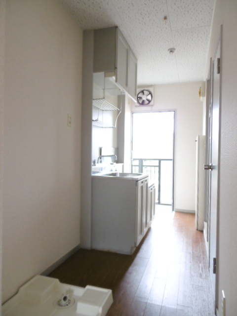 玄関　居室3