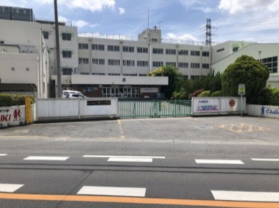 小学校　さいたま市立徳力小学校（小学校）まで819m