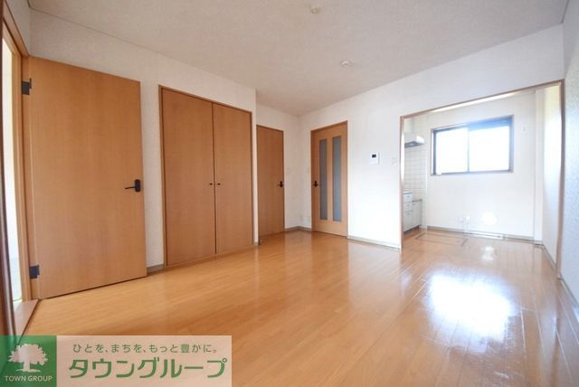 居室・リビング　現地待ち合わせ歓迎♪お問合せはタウンハウジング千葉店まで！